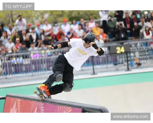 广州滑板队边路渗透战术分析与效果评估探讨